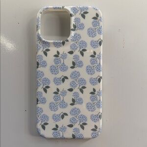Elegant Floral Phone Case - White and Blue